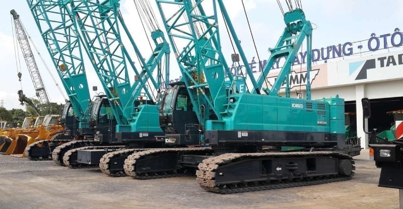 Cần cẩu Kobelco