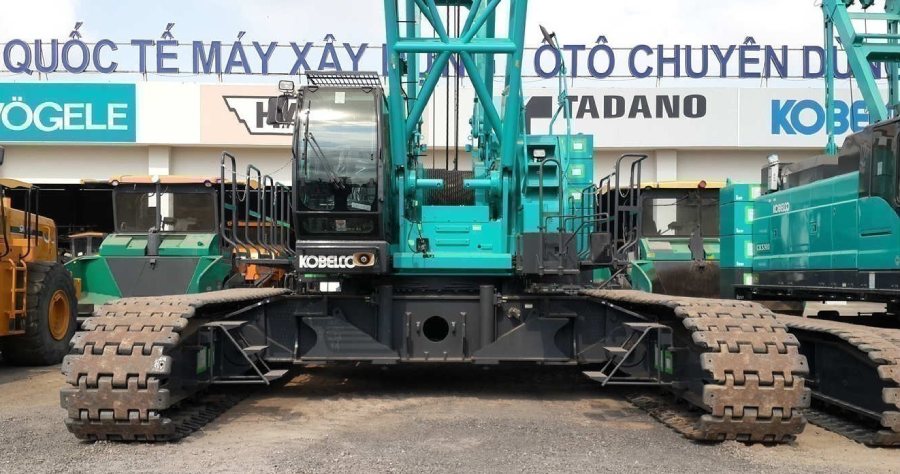 Xe cẩu bánh xích Kobelco