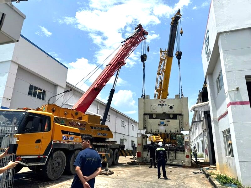 tháo ráp máy dập