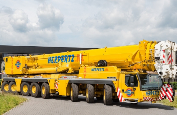 The latest trends in the production of mobile cranes