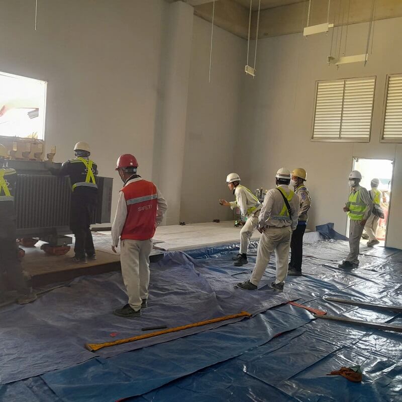 định vị máy biến thế vào vị trí ở Bến Cát
