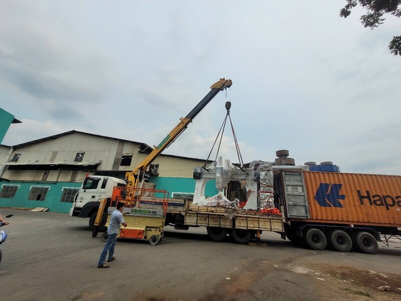 Đóng rút Container tại Bến Cát