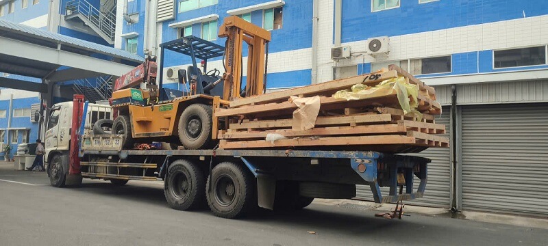 Dịch vụ cho thuê xe nâng 10 tấn ở Tân Uyên thuê xe nâng 10 tấn ở Tân Uyên
