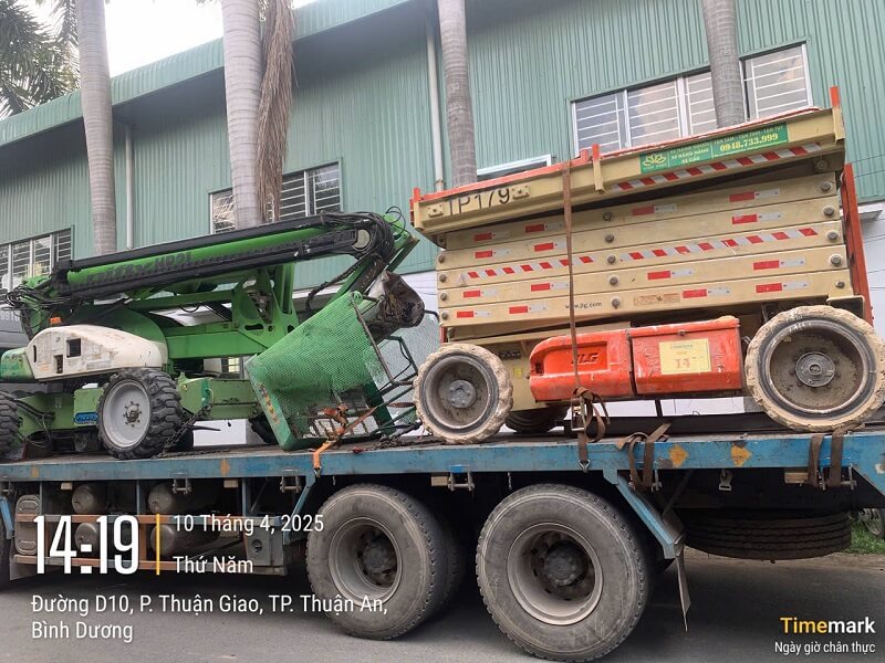 Thuê xe nâng người tại Thuận An