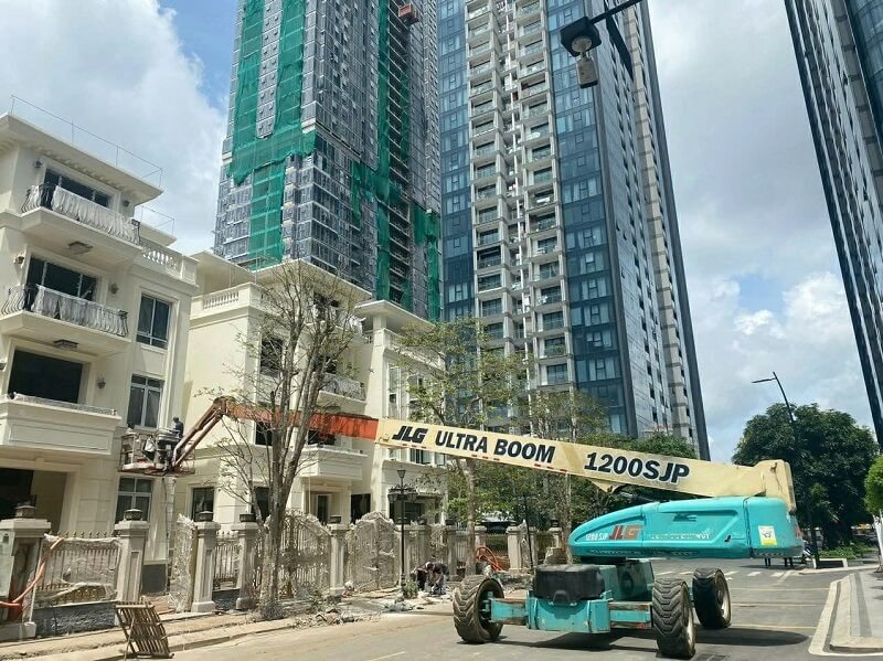 xe nâng người chiều cao 35m xe nâng người chiều cao 35m