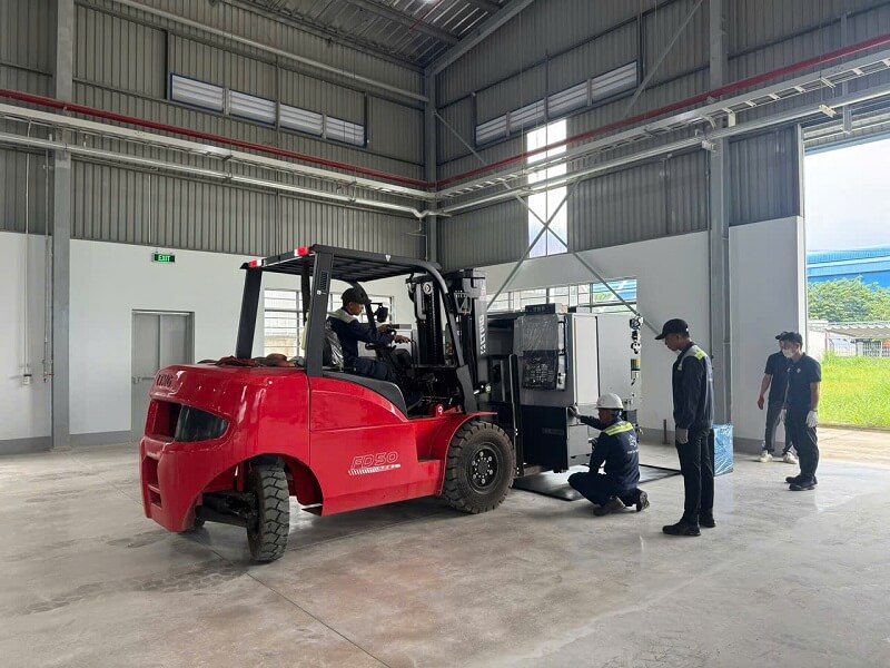 Dịch vụ xe nâng trọn gói tại Phú Giáo Dịch vụ xe nâng trọn gói