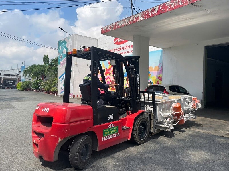 Cho thuê xe nâng tại Phú Giáo thuê xe nâng tại Phú Giáo