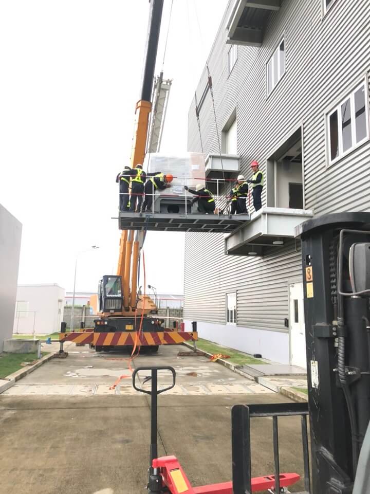 50 ton kato crane